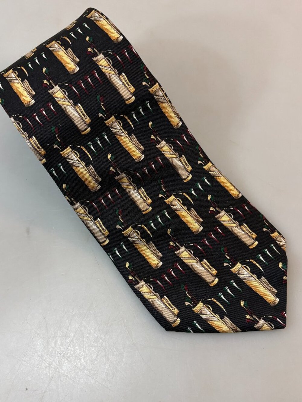 Pebble Beach Golf Bag Tees Clubs Necktie 3 3/4 x 64"